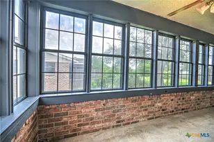 305 Tanglewood Rd, Temple, TX 76502 - Photo 17