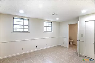 305 Tanglewood Rd, Temple, TX 76502 - Photo 37