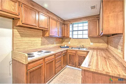 305 Tanglewood Road, Temple, TX 76502 - Photo 37