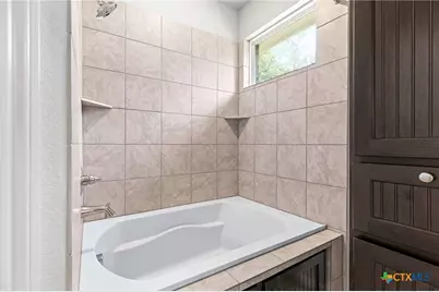 446 Post Oak Street, Gonzales, TX 78629 - Photo 19