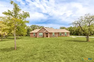446 Post Oak St, Gonzales, TX 78629 - Photo 5