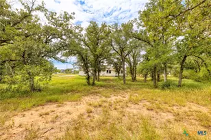 446 Post Oak St, Gonzales, TX 78629 - Photo 35