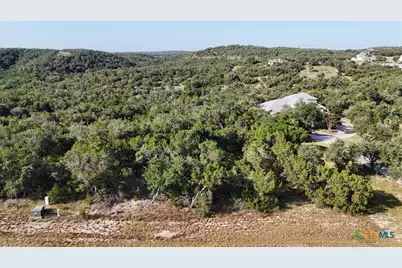 830 Highland Springs, Canyon Lake, TX 78133 - Photo 3