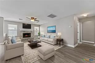 1609 Sunstone Cir, New Braunfels, TX 78130 - Photo 3