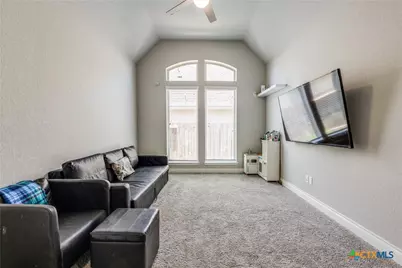 2916 Glen View, Seguin, TX 78155 - Photo 13