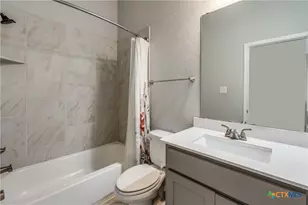 2916 Glen Vw, Seguin, TX 78155 - Photo 17