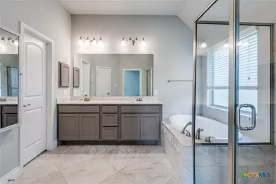 2916 Glen View, Seguin, TX 78155 - Photo 15