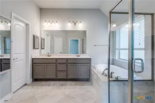 2916 Glen Vw, Seguin, TX 78155 - Photo 15