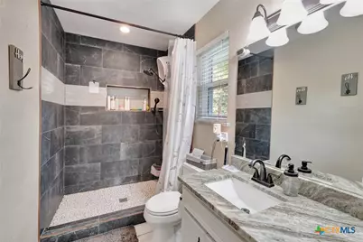 351 Sulphur Creek Estates Rd, Victoria, TX 77905 - Photo 19