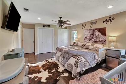 351 Sulphur Creek Estates Rd, Victoria, TX 77905 - Photo 13