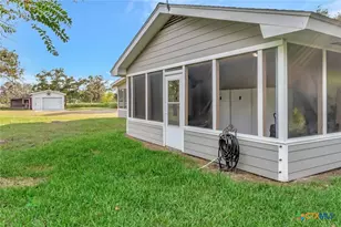 351 Sulphur Creek Estates Rd, Victoria, TX 77905 - Photo 25