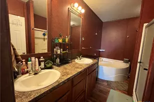 847 Hefner Ln, Cuero, TX 77954 - Photo 29