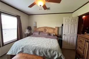 847 Hefner Ln, Cuero, TX 77954 - Photo 31