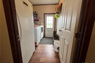 847 Hefner Ln, Cuero, TX 77954 - Photo 43