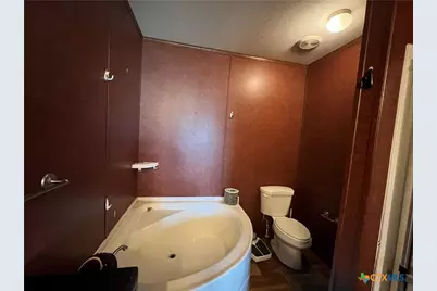 847 Hefner Lane, Cuero, TX 77954 - Photo 29