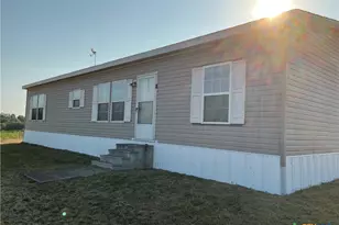 847 Hefner Ln, Cuero, TX 77954 - Photo 9