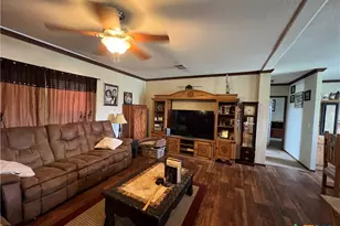 847 Hefner Ln, Cuero, TX 77954 - Photo 35
