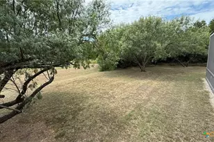 112 E Toledo St, Seadrift, TX 77983 - Photo 23
