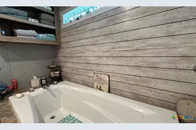 112 E Toledo Street, Seadrift, TX 77983 - Photo 13