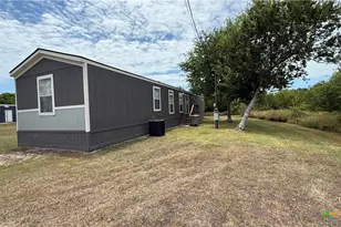 112 E Toledo St, Seadrift, TX 77983 - Photo 21