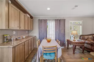 112 E Toledo St, Seadrift, TX 77983 - Photo 13