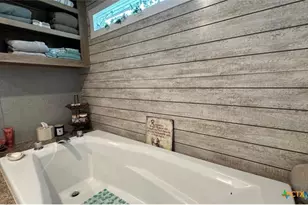 112 E Toledo St, Seadrift, TX 77983 - Photo 17