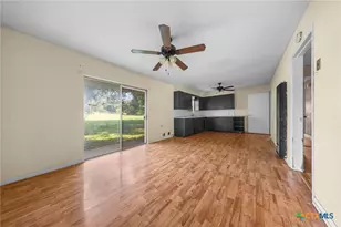 17 Ellis Ave, Troy, TX 76579 - Photo 7