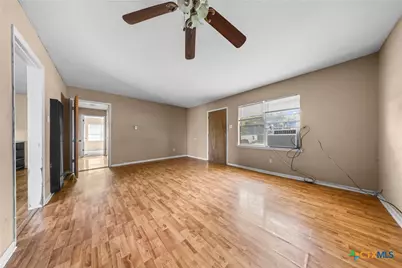 17 Ellis Avenue, Troy, TX 76579 - Photo 5