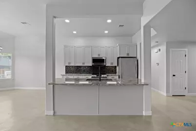 506 Roadrunner Avenue, New Braunfels, TX 78130 - Photo 9