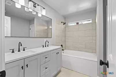 506 Roadrunner Avenue, New Braunfels, TX 78130 - Photo 17