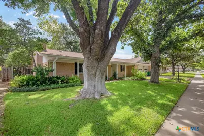104 Warwick Glen Street, Victoria, TX 77904 - Photo 7