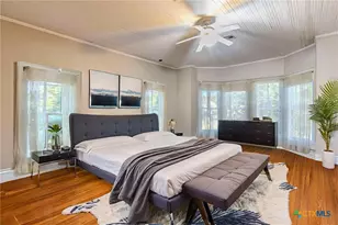 702 N Penelope St, Belton, TX 76513 - Photo 13