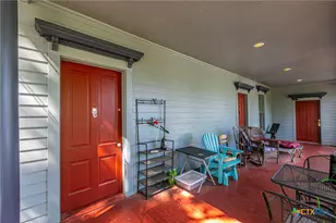 702 N Penelope St, Belton, TX 76513 - Photo 25