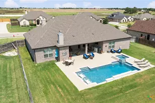 407 Oak Dr, Troy, TX 76579 - Photo 37