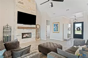 407 Oak Dr, Troy, TX 76579 - Photo 9