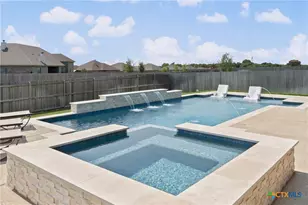 407 Oak Dr, Troy, TX 76579 - Photo 35