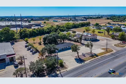 105 Lake Road, Belton, TX 76513 - Photo 21