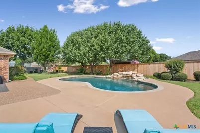 203 Silver Spur Trail, McGregor, TX 76657 - Photo 31