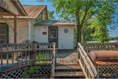 908 Campbell Street, Lampasas, TX 76550 - Photo 17