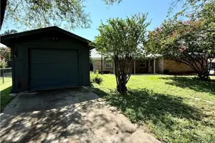 2303 Debra Cir, Killeen, TX 76543 - Photo 19