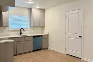 2303 Debra Cir, Killeen, TX 76543 - Photo 7