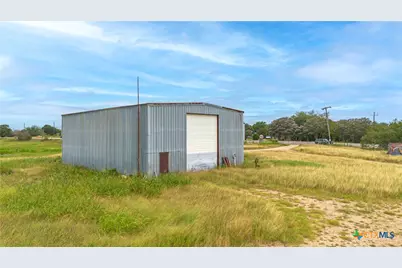 4425 US Hwy 90, Seguin, TX 78155 - Photo 9