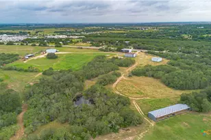 4425 US Hwy 90, Seguin, TX 78155 - Photo 17