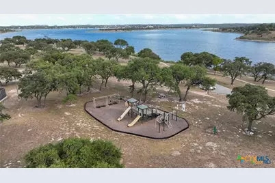 523 Mystic Parkway, Spring Branch, TX 78070 - Photo 3