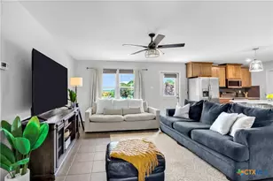 711 Forest Trail, New Braunfels, TX 78132 - Photo 15