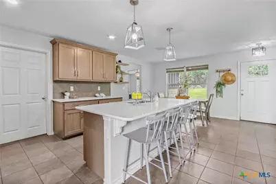 711 Forest Trail, New Braunfels, TX 78132 - Photo 9