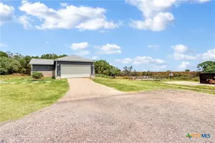 711 Forest Trail, New Braunfels, TX 78132 - Photo 35