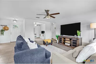 711 Forest Trail, New Braunfels, TX 78132 - Photo 17