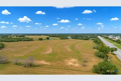 4425 US Hwy 90, Seguin, TX 78155 - Photo 3
