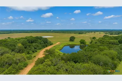 4425 US Hwy 90, Seguin, TX 78155 - Photo 5